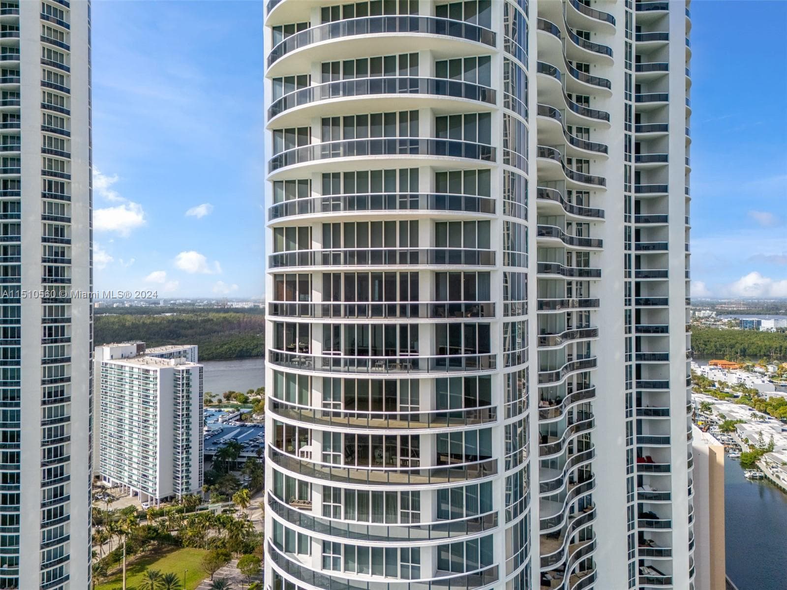 15901 Collins Ave 2801 photo 8
