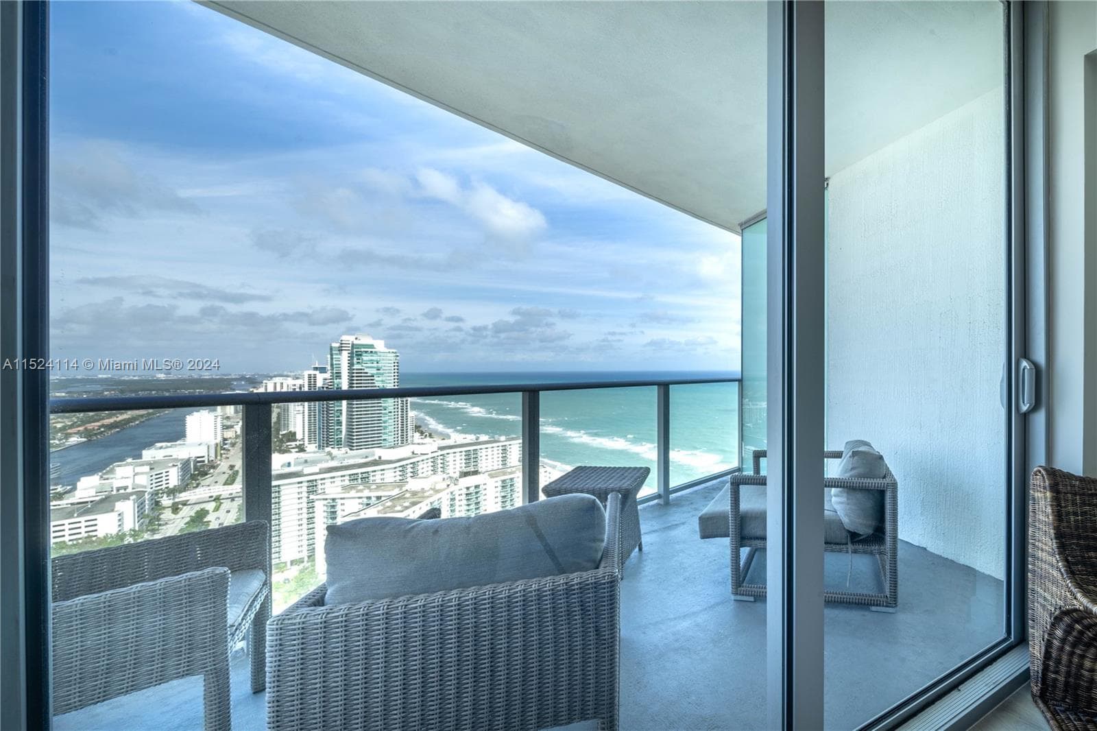 4111 Ocean Dr 3