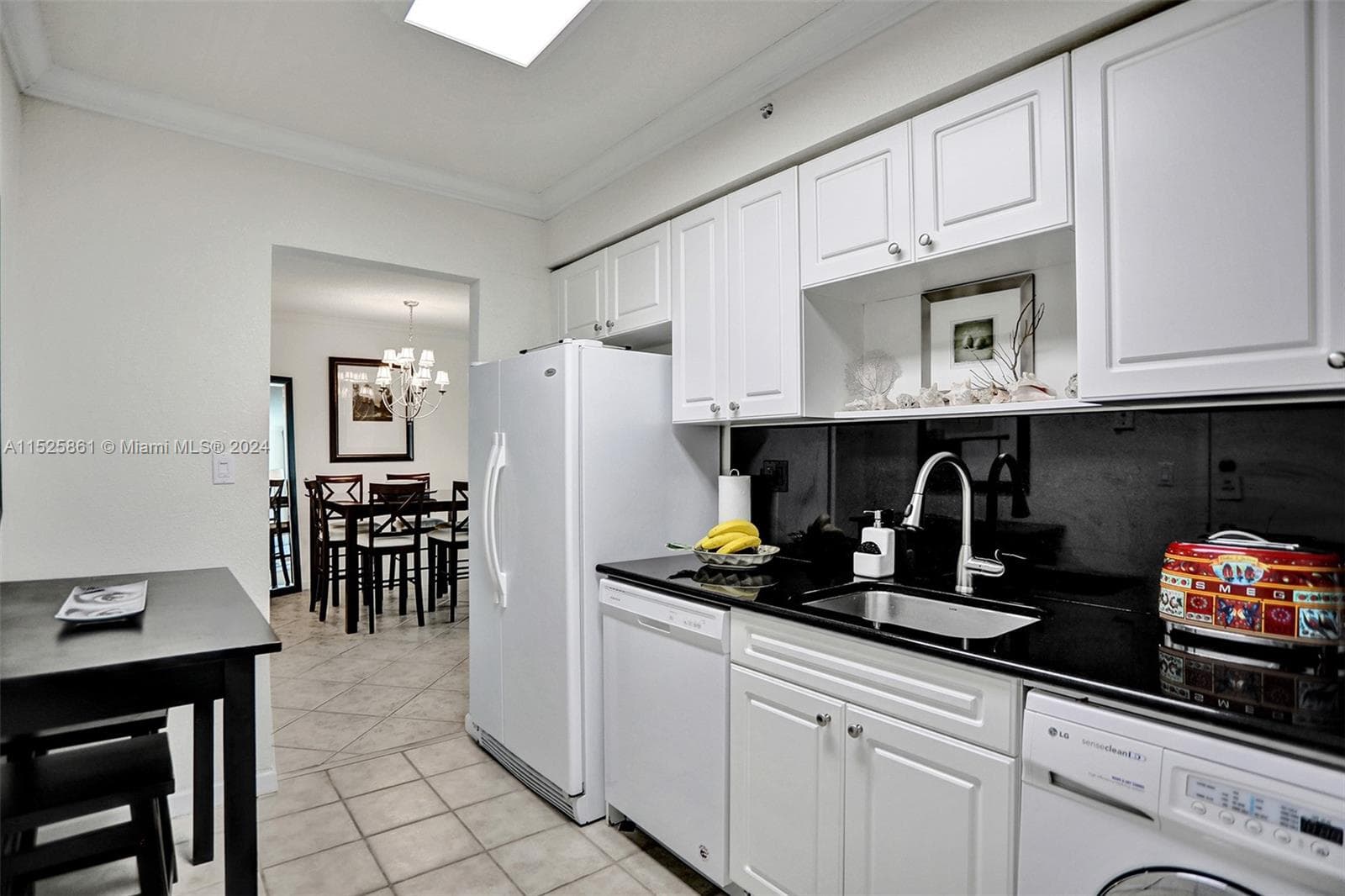 2501 S Ocean Dr (Avail. May 5th,2026) 314 photo 15
