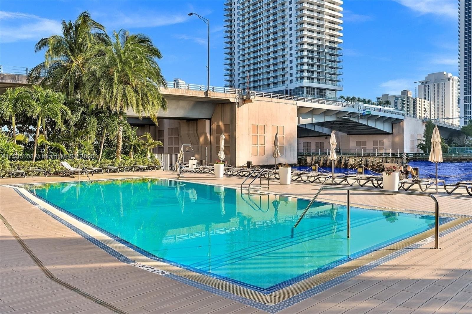 2600 Hallandale Beach Blvd 2