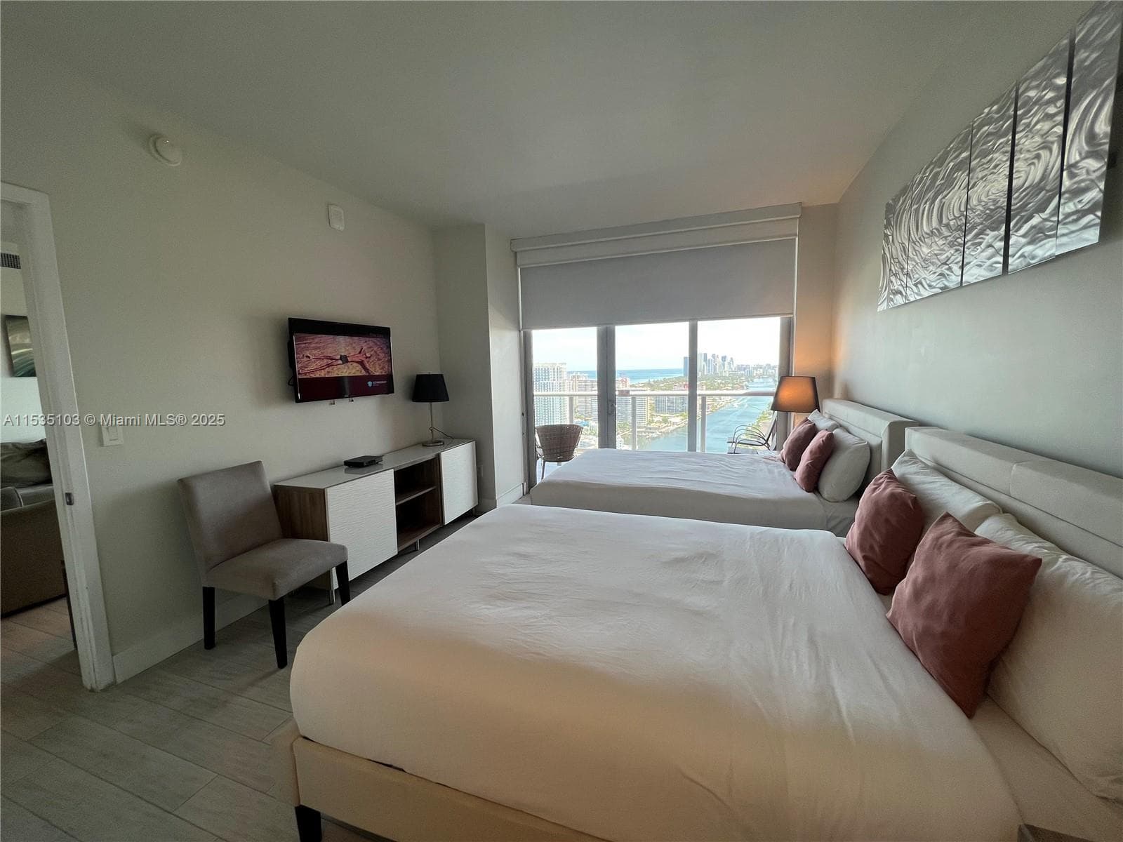 2600 Hallandale Beach Blvd T3107 photo 22