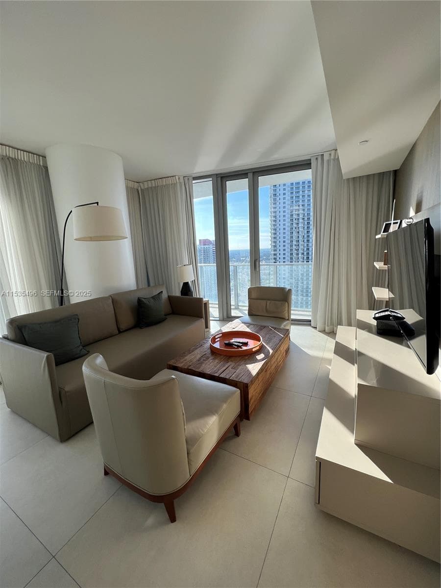 4111 Ocean Dr 2611 photo 24