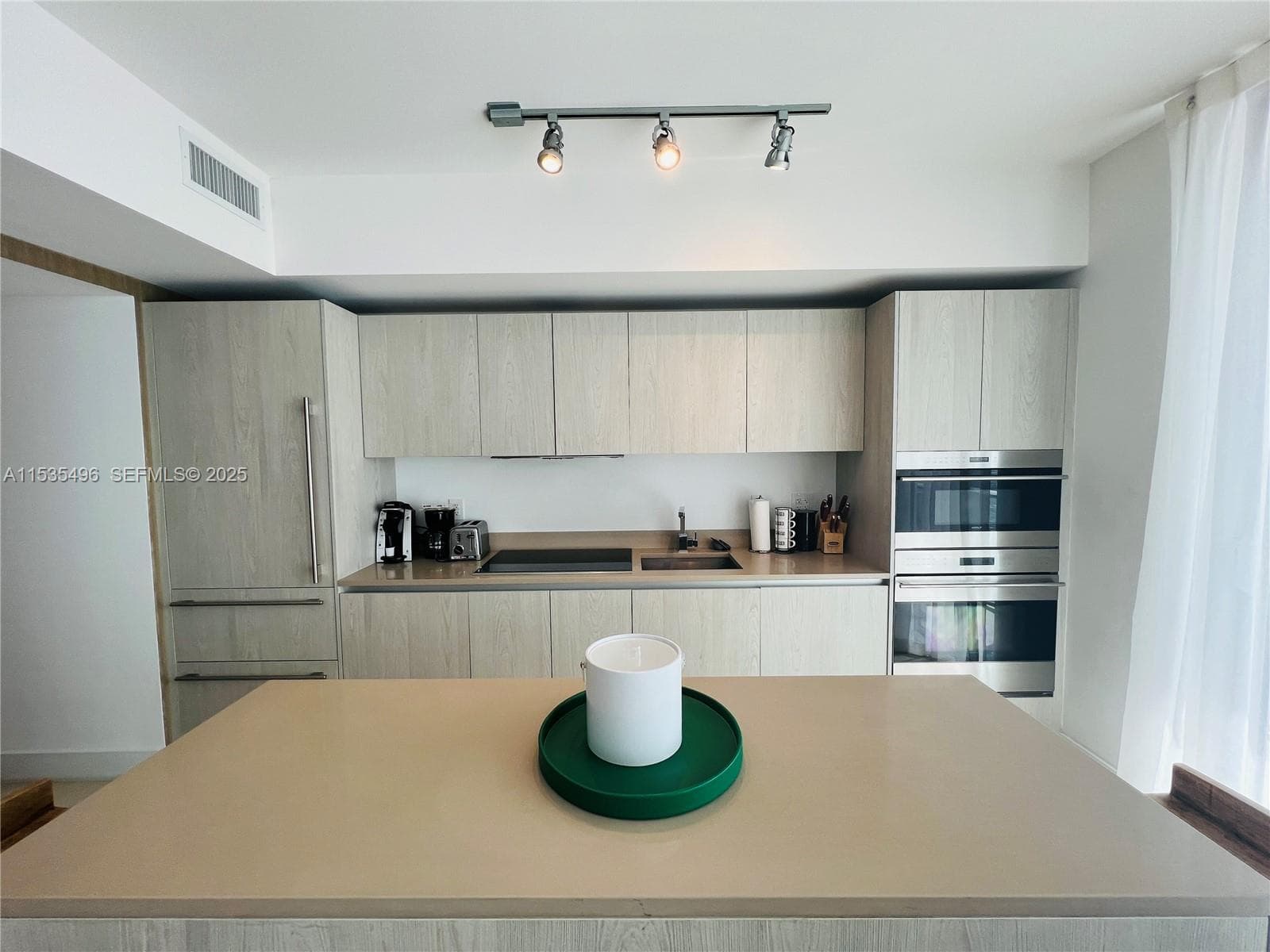 4111 Ocean Dr 2611 photo 21