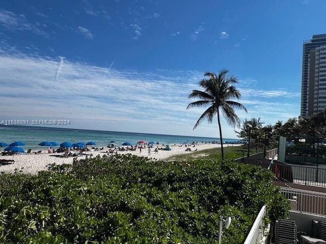 1904 S Ocean Dr 205 photo 1