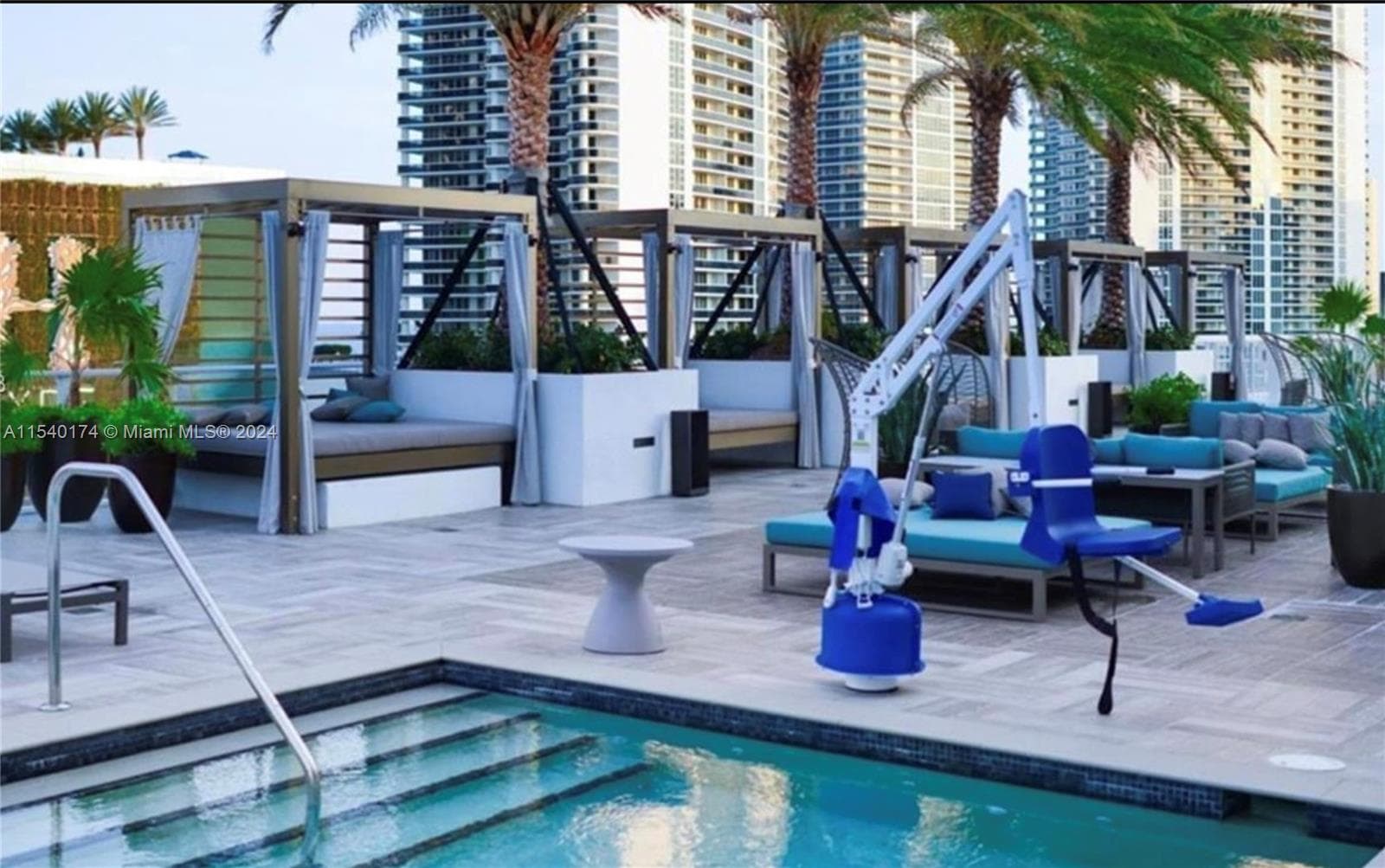4010 Ocean Dr 4