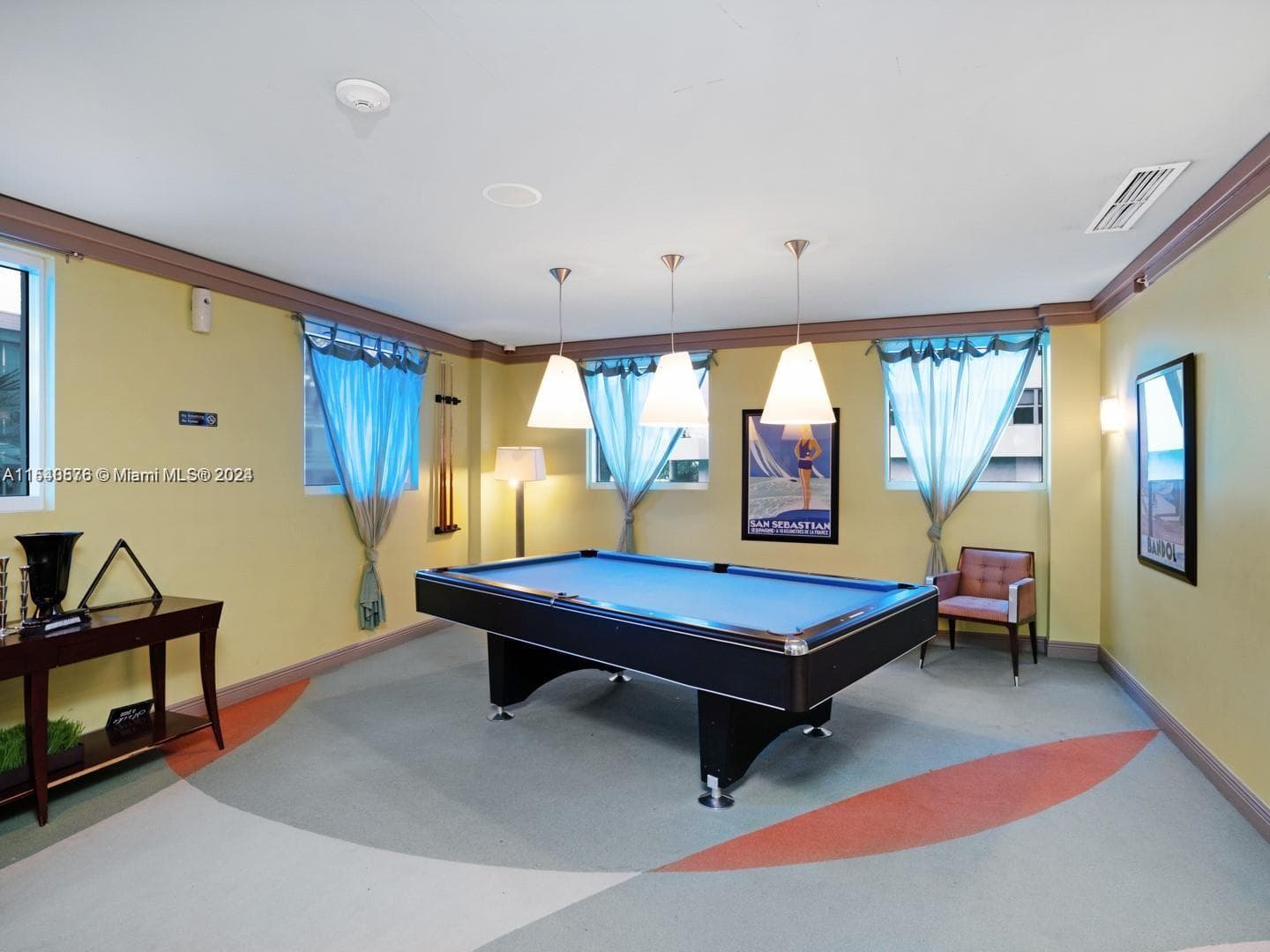 9201 Collins Ave 724 photo 10
