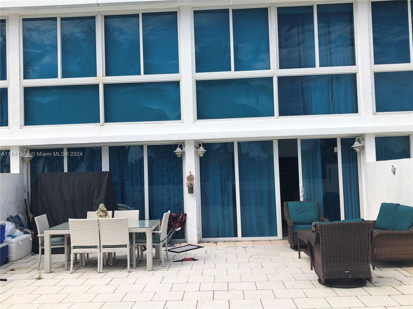 5445 Collins Ave TH2 photo 8