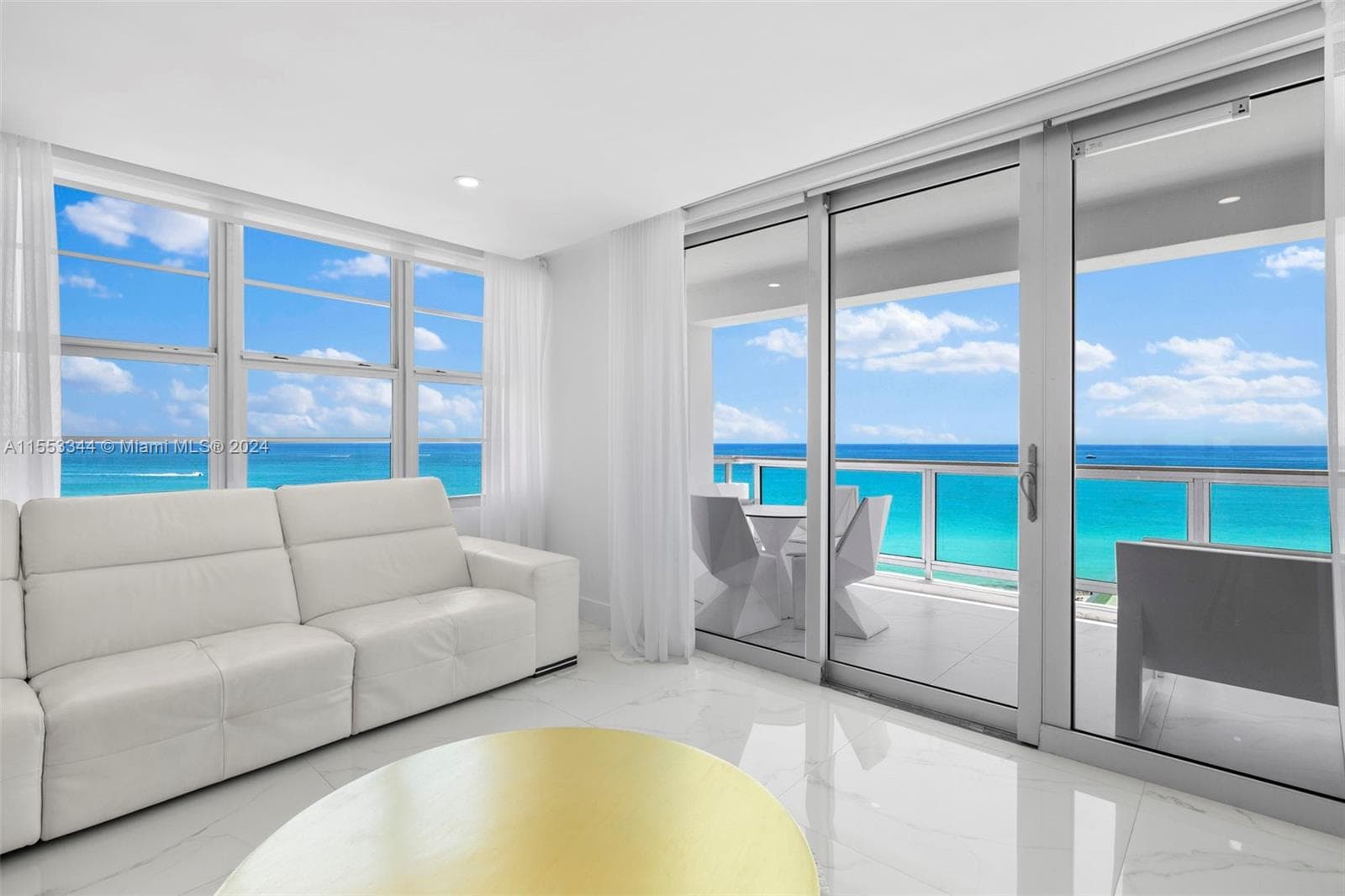5151 Collins Ave 1527 photo 3