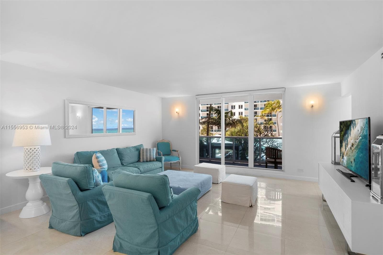 2301 Collins Ave 410 photo 6