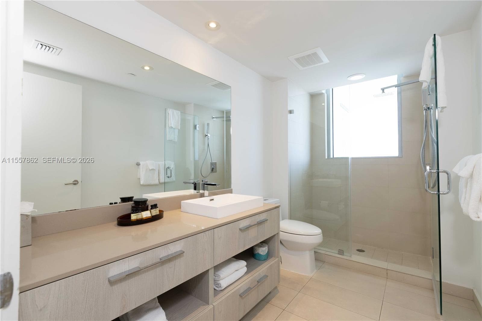 4111 Ocean Dr 2111 photo 11