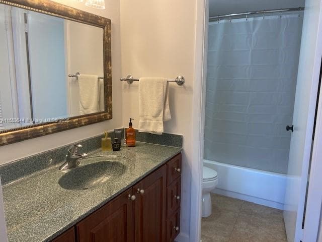 6039 Collins Ave 1110 photo 21
