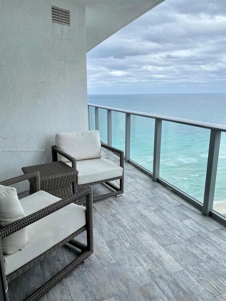 4111 S Ocean Dr 2101 photo 6