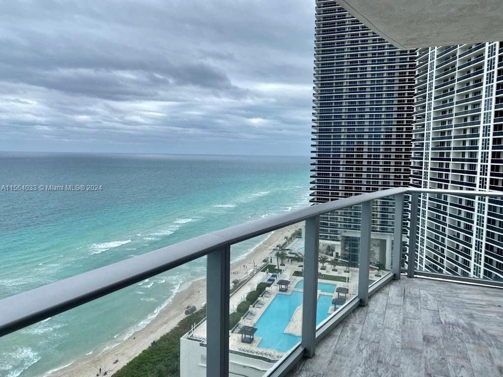 4111 S Ocean Dr 2101 photo 7