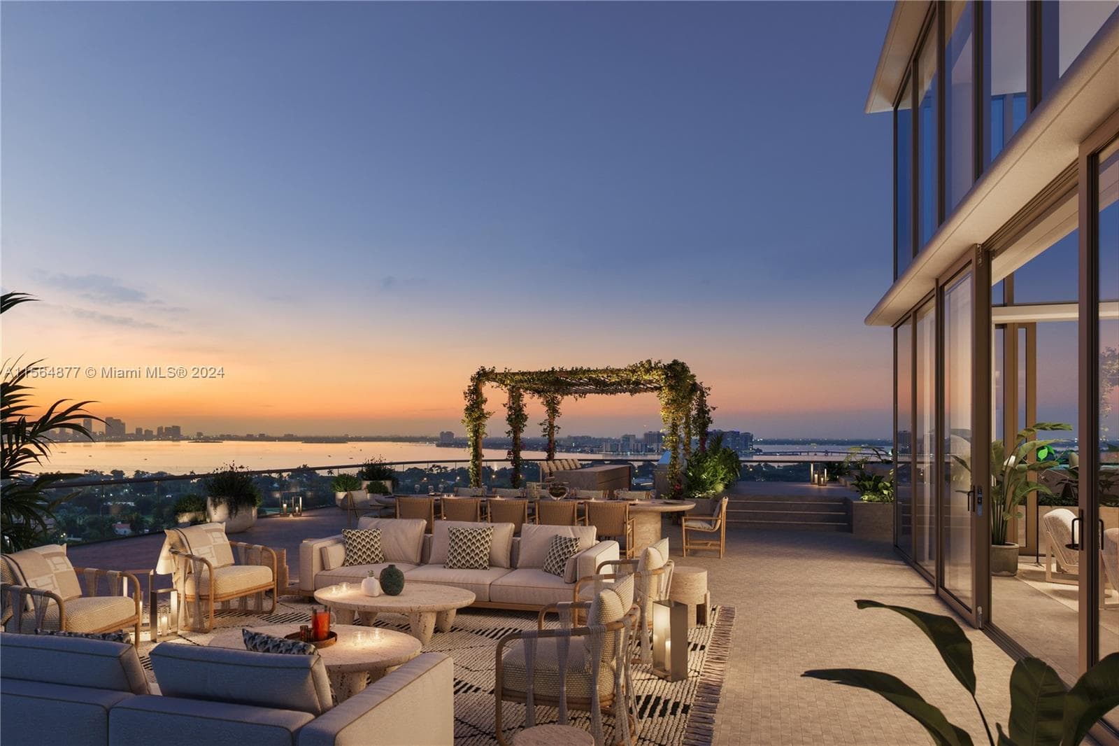 5333 Collins Ave 3