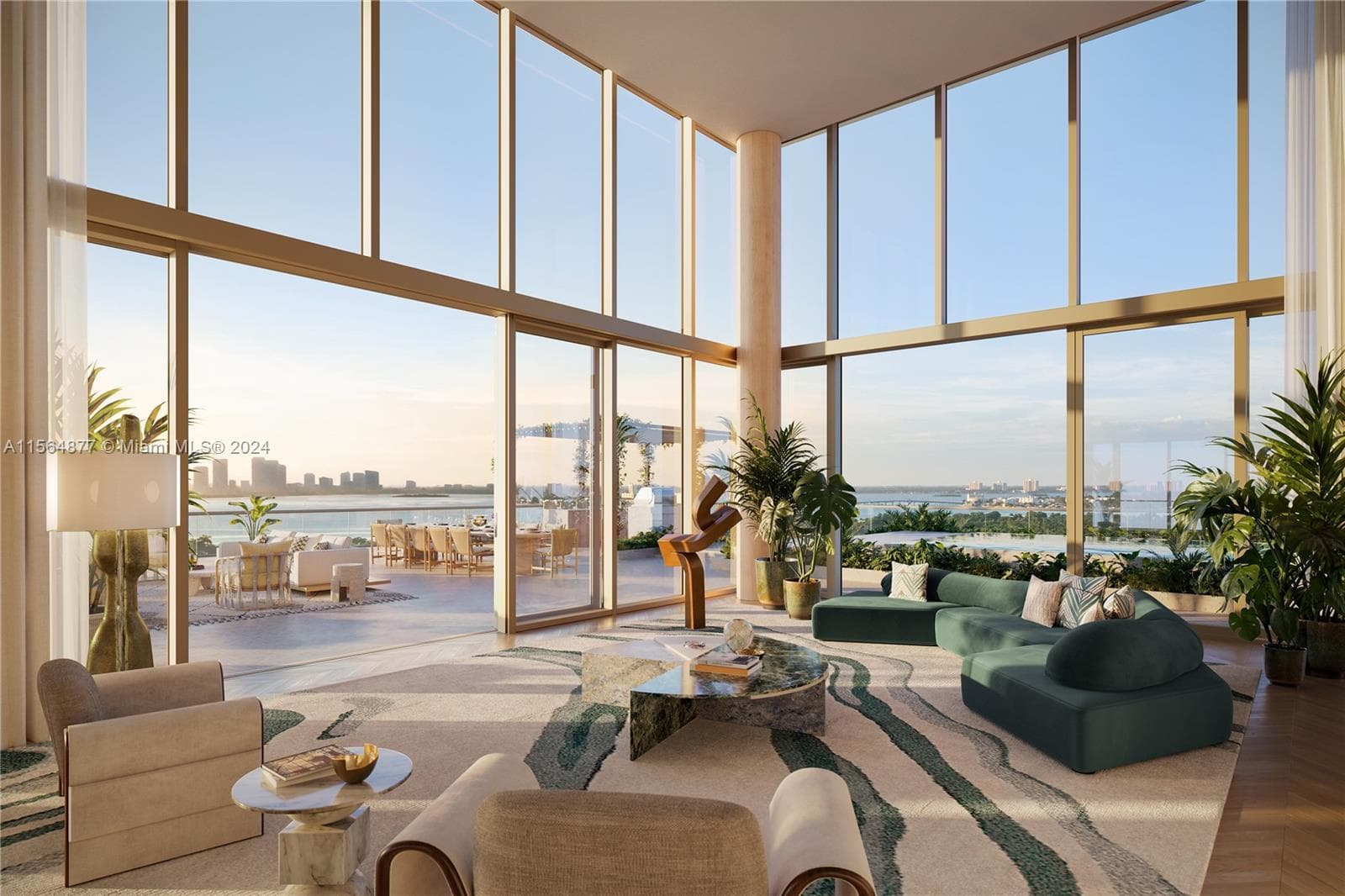 5333 Collins Ave 5