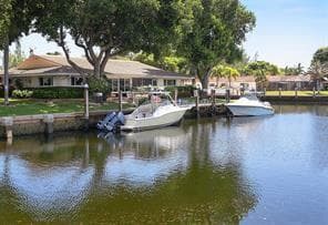 1323 NE 28th Avenue #126 1