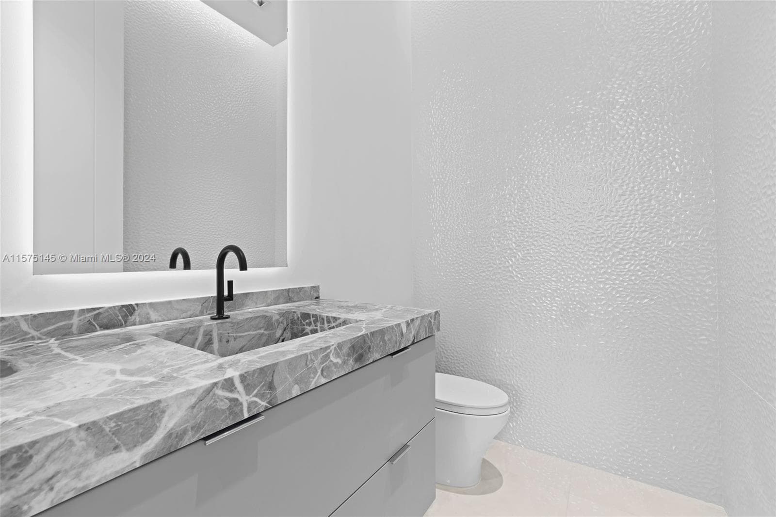 749 Bamboo Dr photo 20