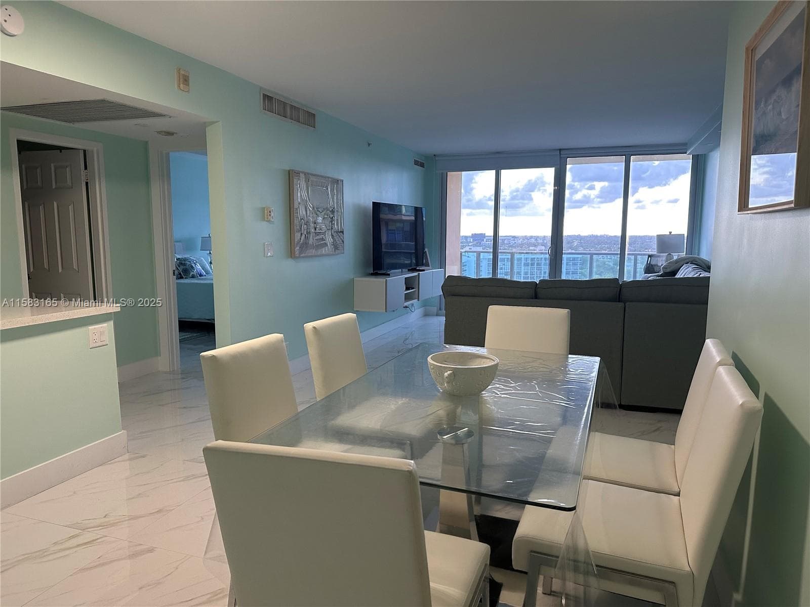 2501 S Ocean Dr 1530 photo 5
