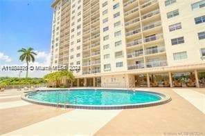 400 Kings Point Dr 1219 photo 17