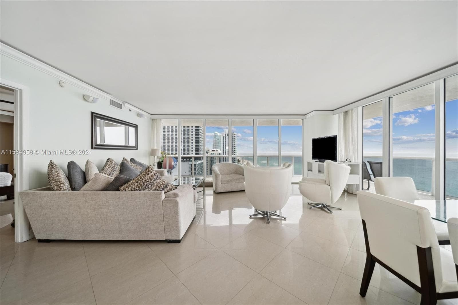 1830 Ocean Dr 2