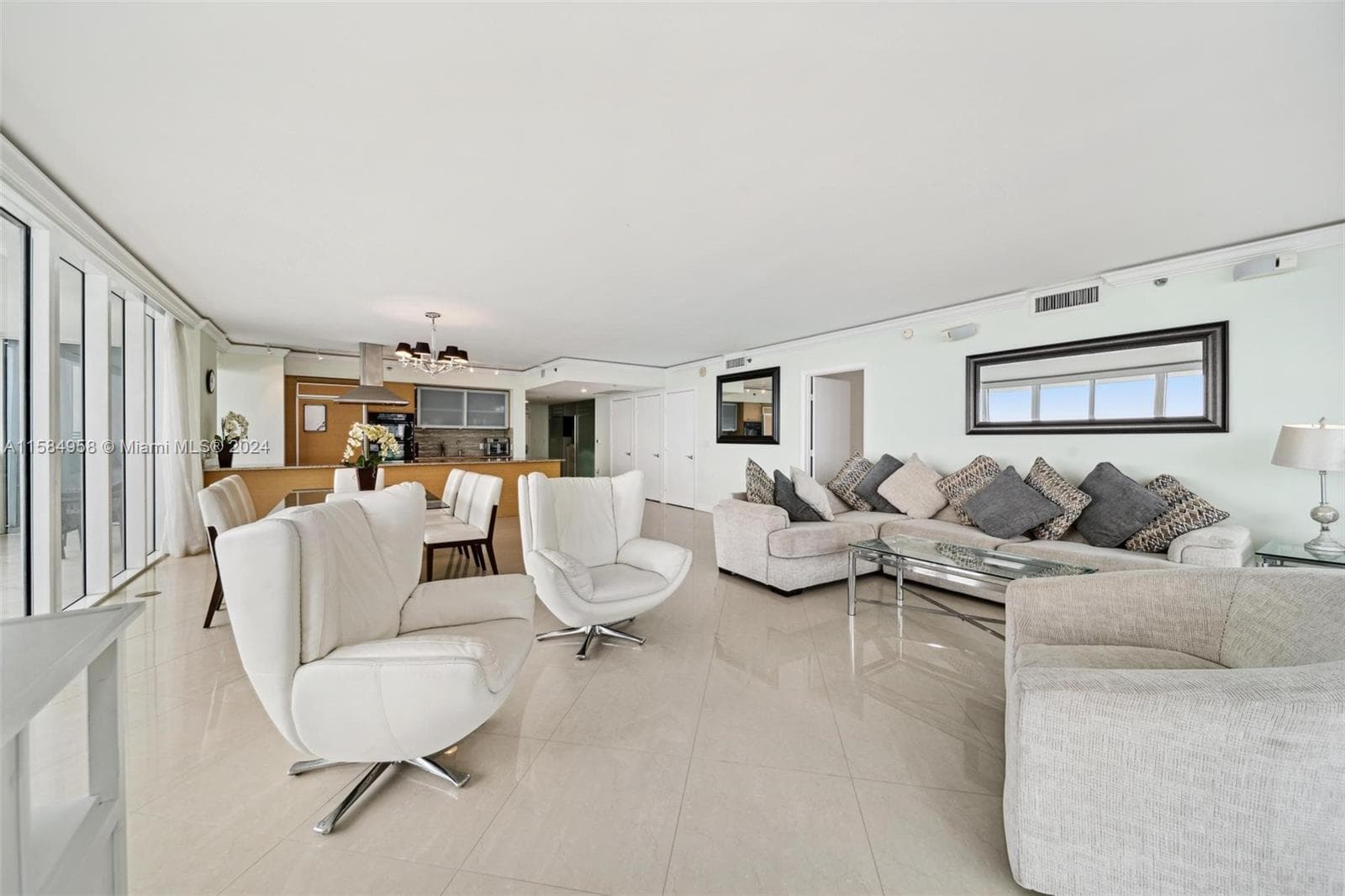 1830 Ocean Dr 1701 photo 6