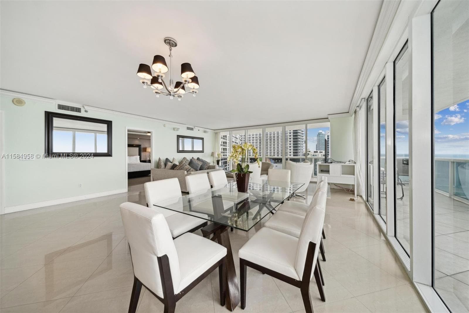 1830 Ocean Dr 4