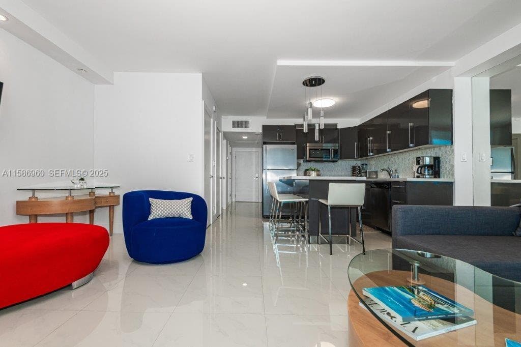 2301 Collins Ave 1111 photo 12
