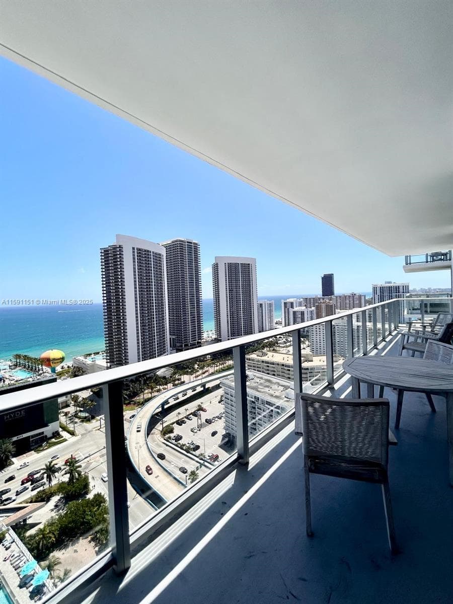 4010 Ocean Dr 2