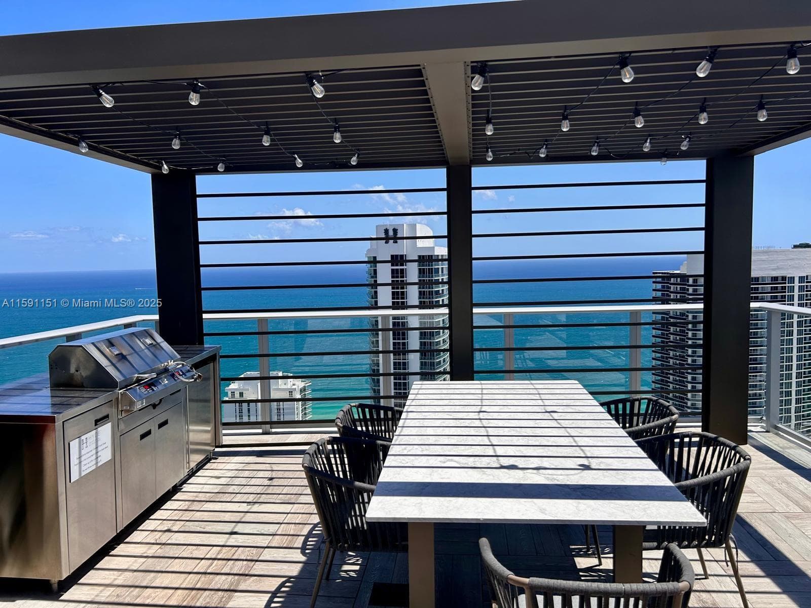 4010 Ocean Dr R2407 photo 9