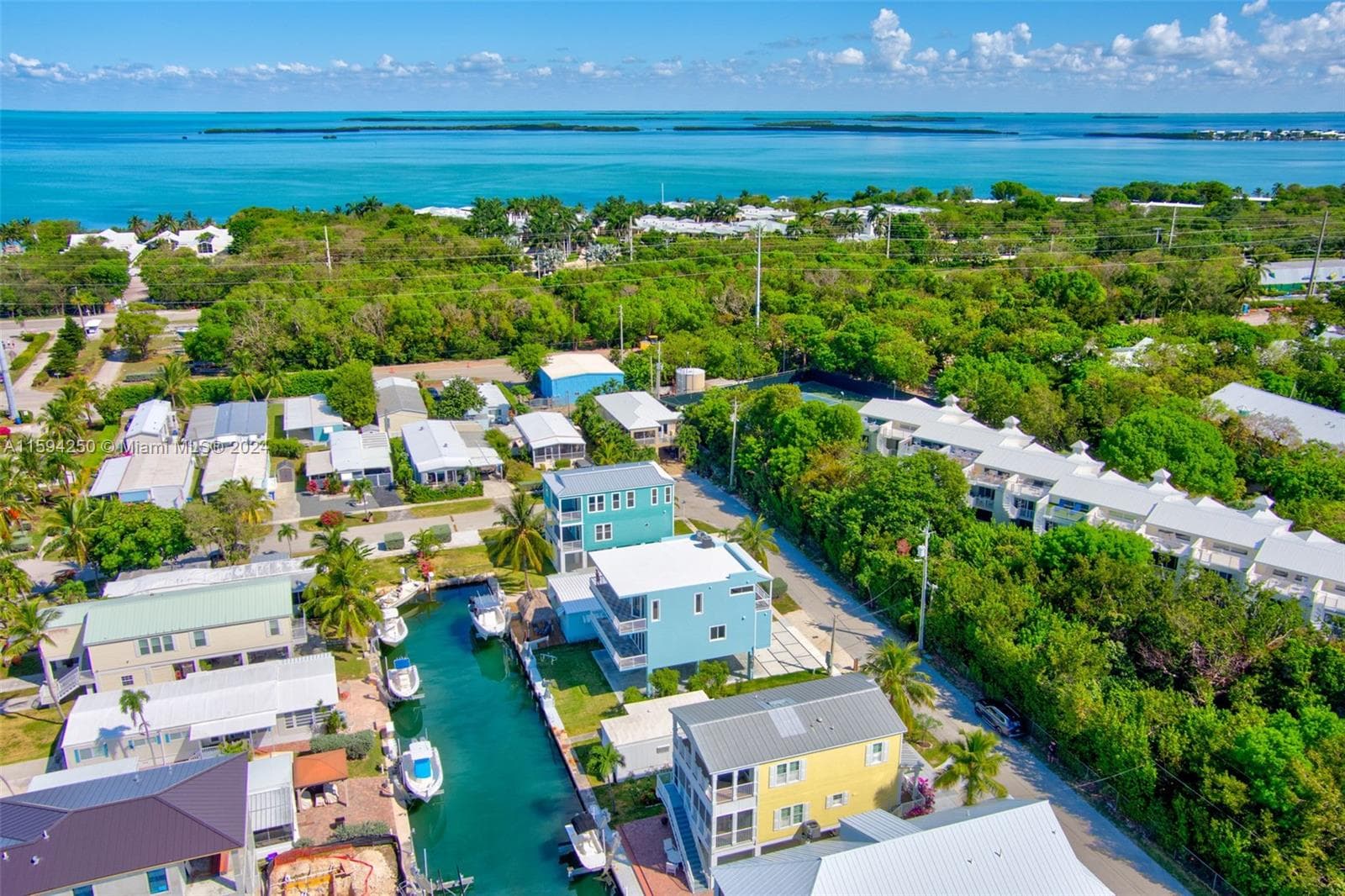 84 Coral Way photo 13