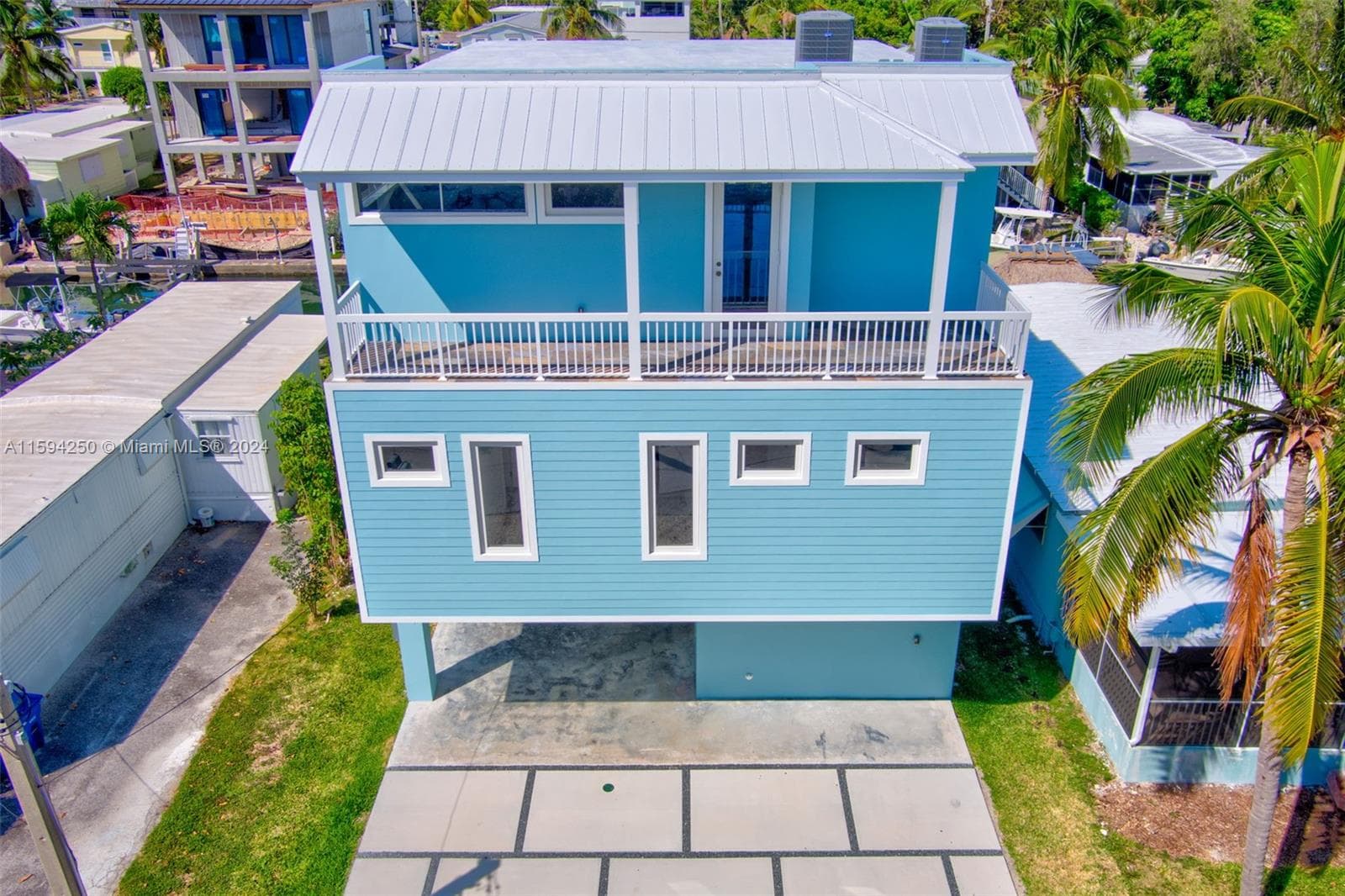84 Coral Way 3