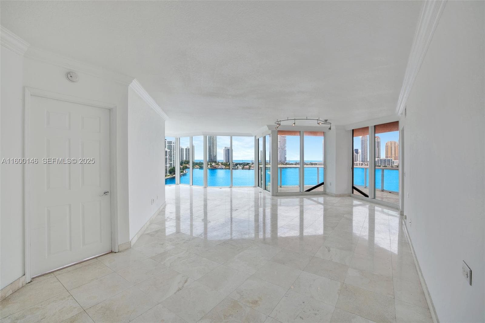 3370 Hidden Bay Dr 1208 photo 7