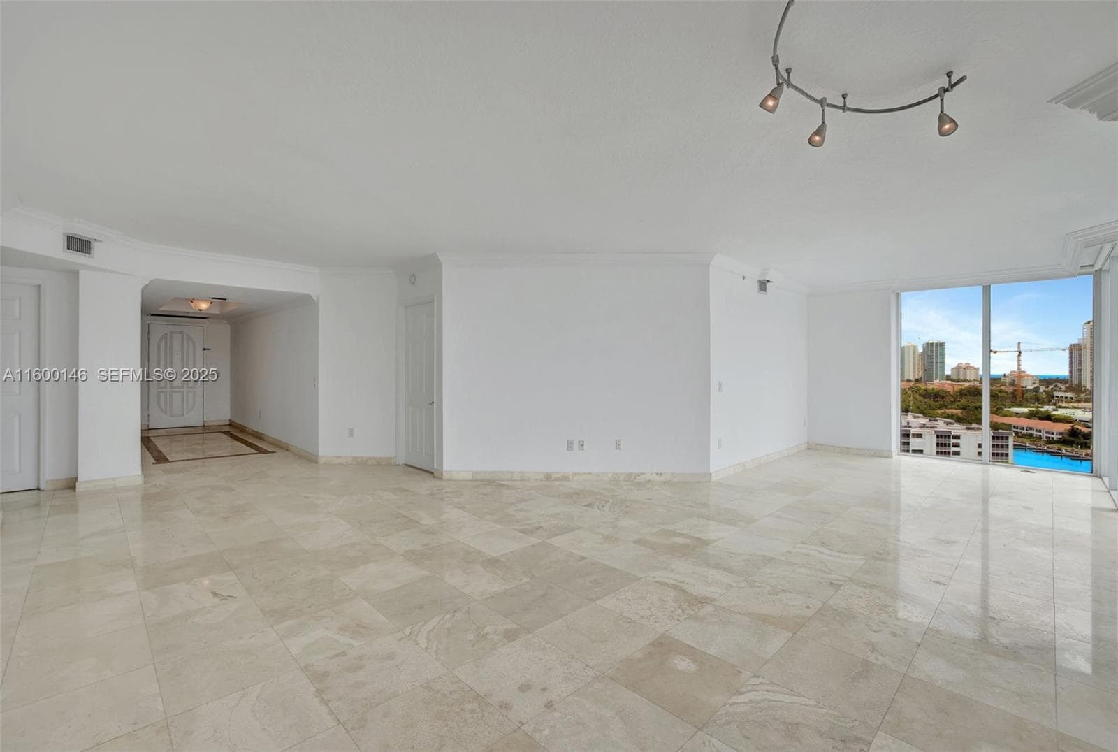 3370 Hidden Bay Dr 1208 photo 3