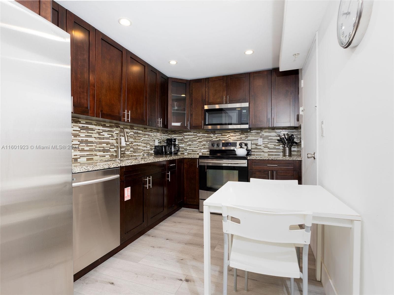 3901 Ocean Dr 10P photo 6