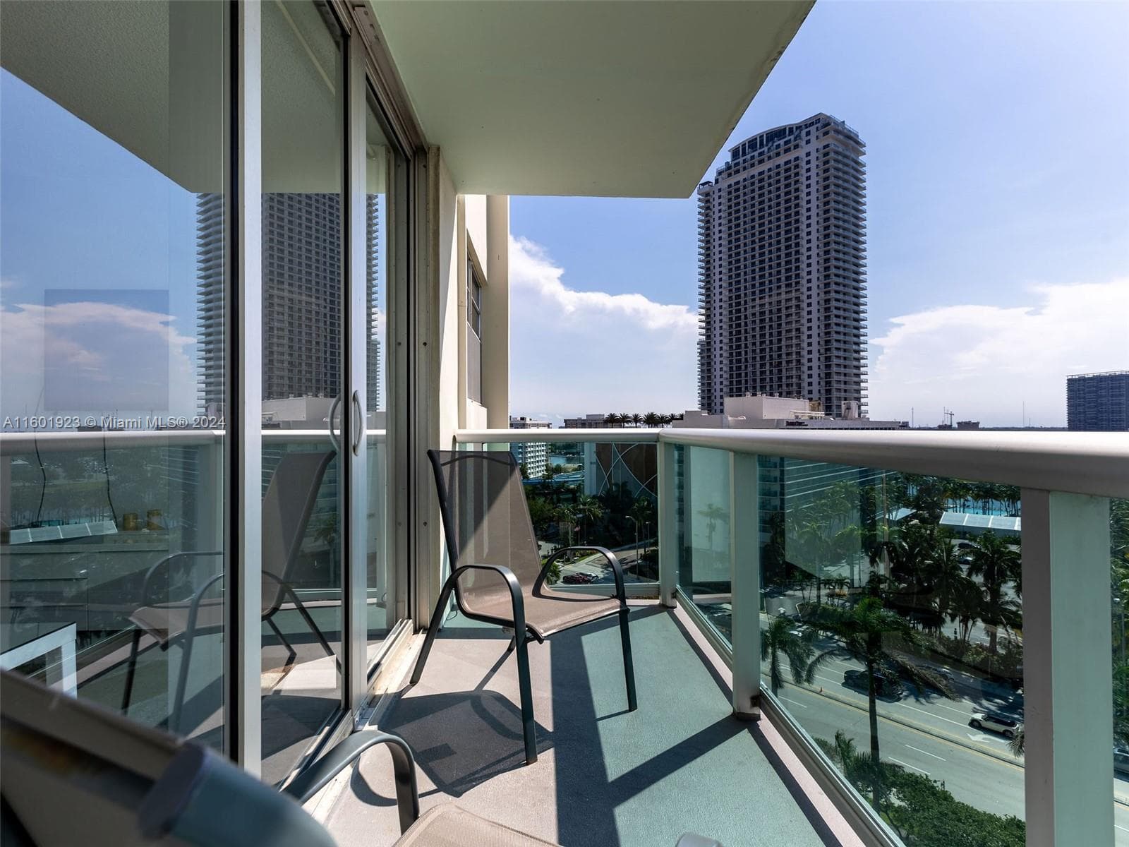 3901 Ocean Dr 10P photo 24