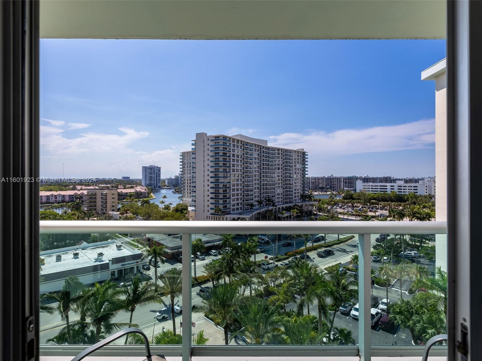 3901 Ocean Dr 10P photo 25