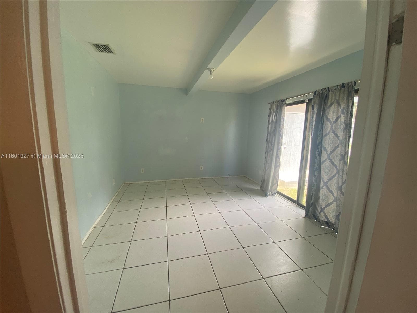 1739 28th Ter photo 18