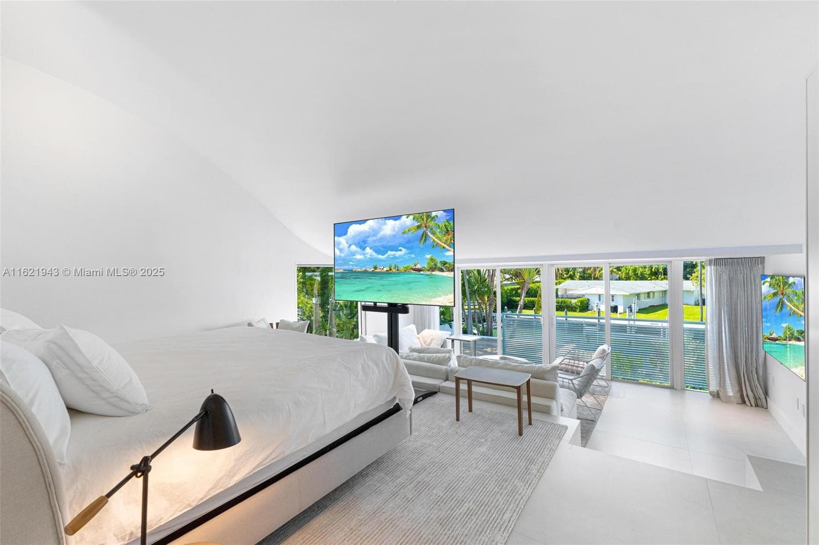 161 Cape Florida Dr photo 23