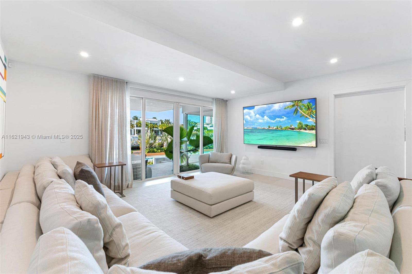 161 Cape Florida Dr photo 22
