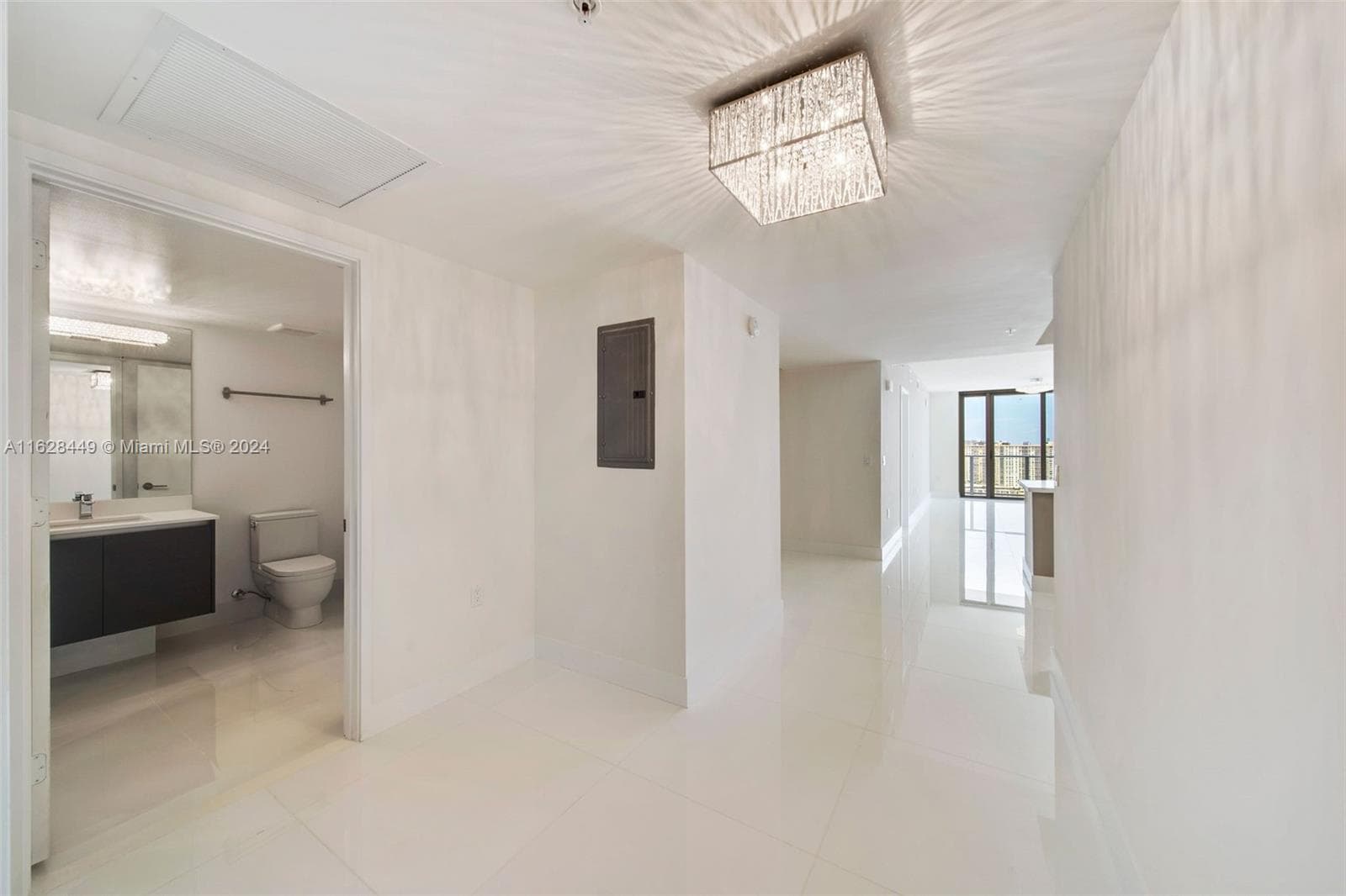 300 Sunny Isles Blvd 2103 photo 6