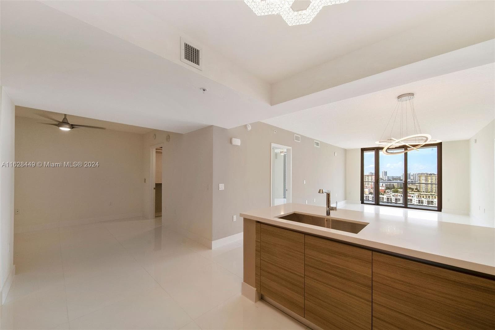 300 Sunny Isles Blvd 2103 photo 14