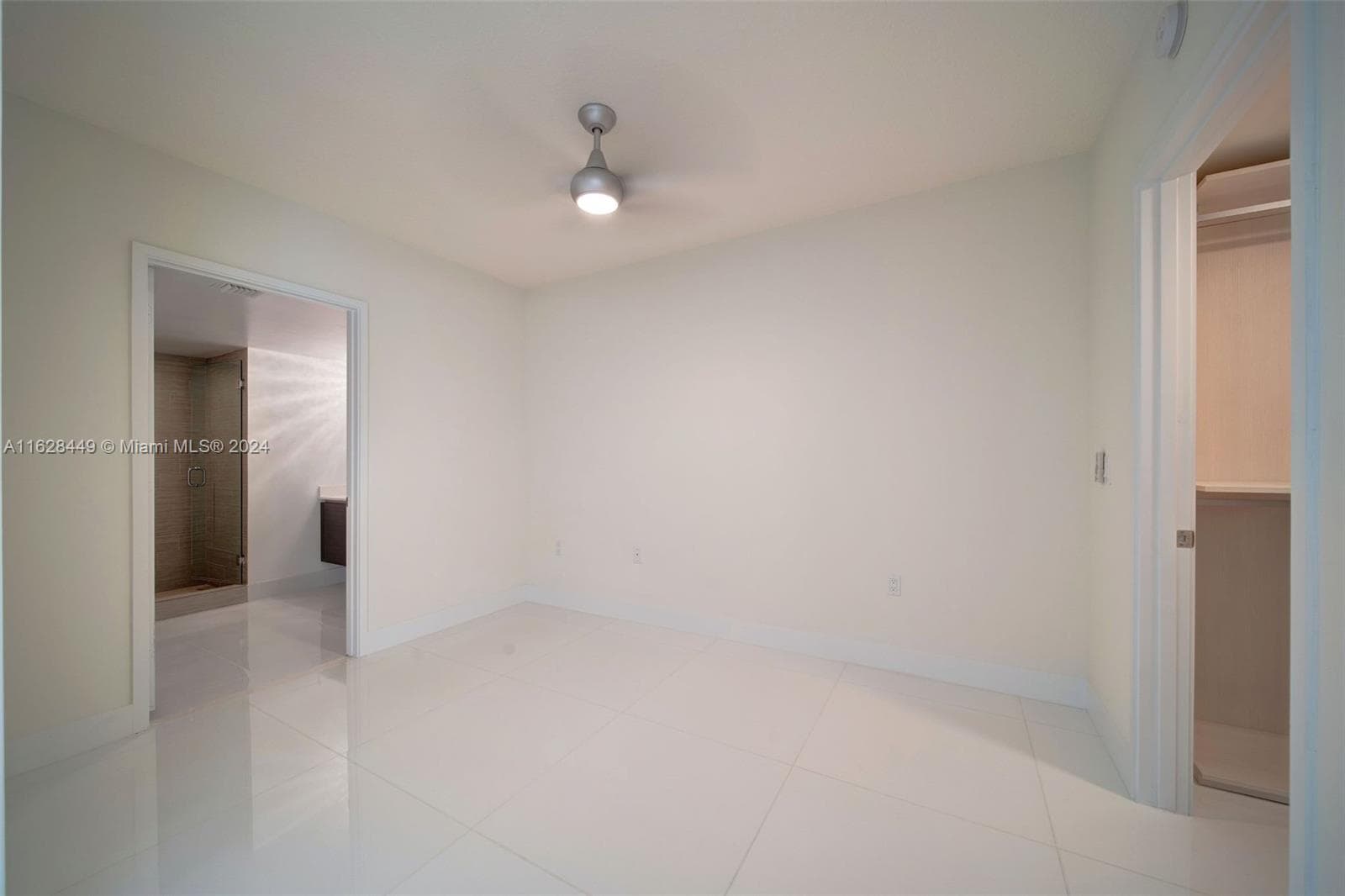 300 Sunny Isles Blvd 2103 photo 11