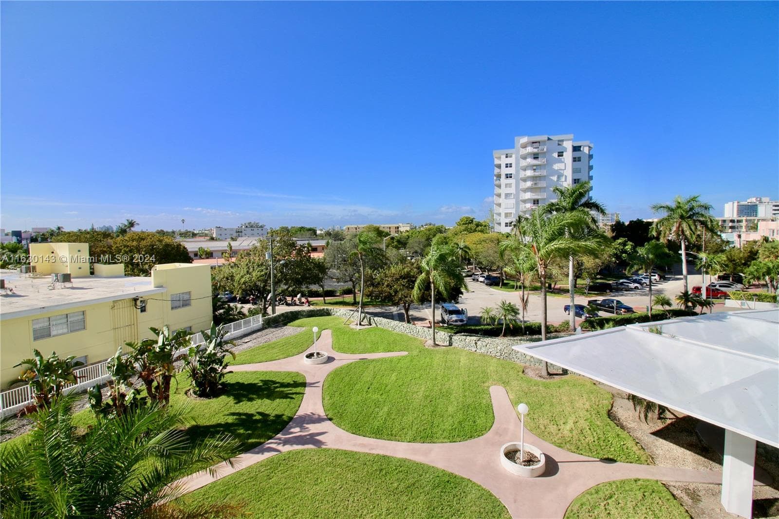 900 Bay Dr 319 photo 14