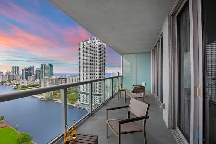 2602 HALLANDALE BEACH BLVD 2706 photo 7