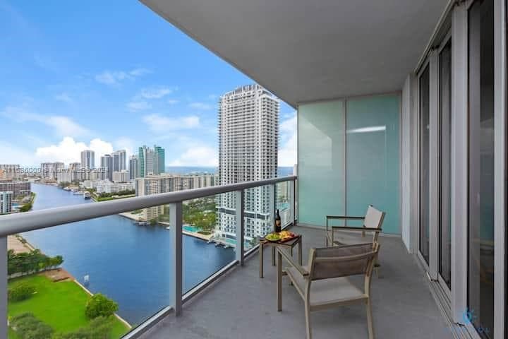 2602 HALLANDALE BEACH BLVD 2706 photo 18