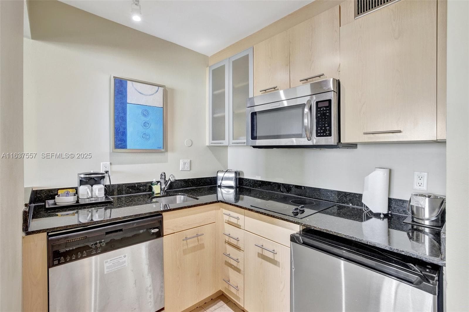 2670 Sunrise Blvd 1117 photo 13