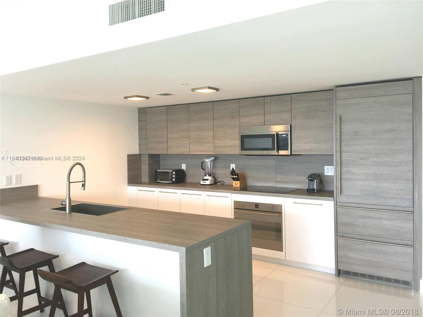 400 Sunny Isles Blvd 1019 photo 2