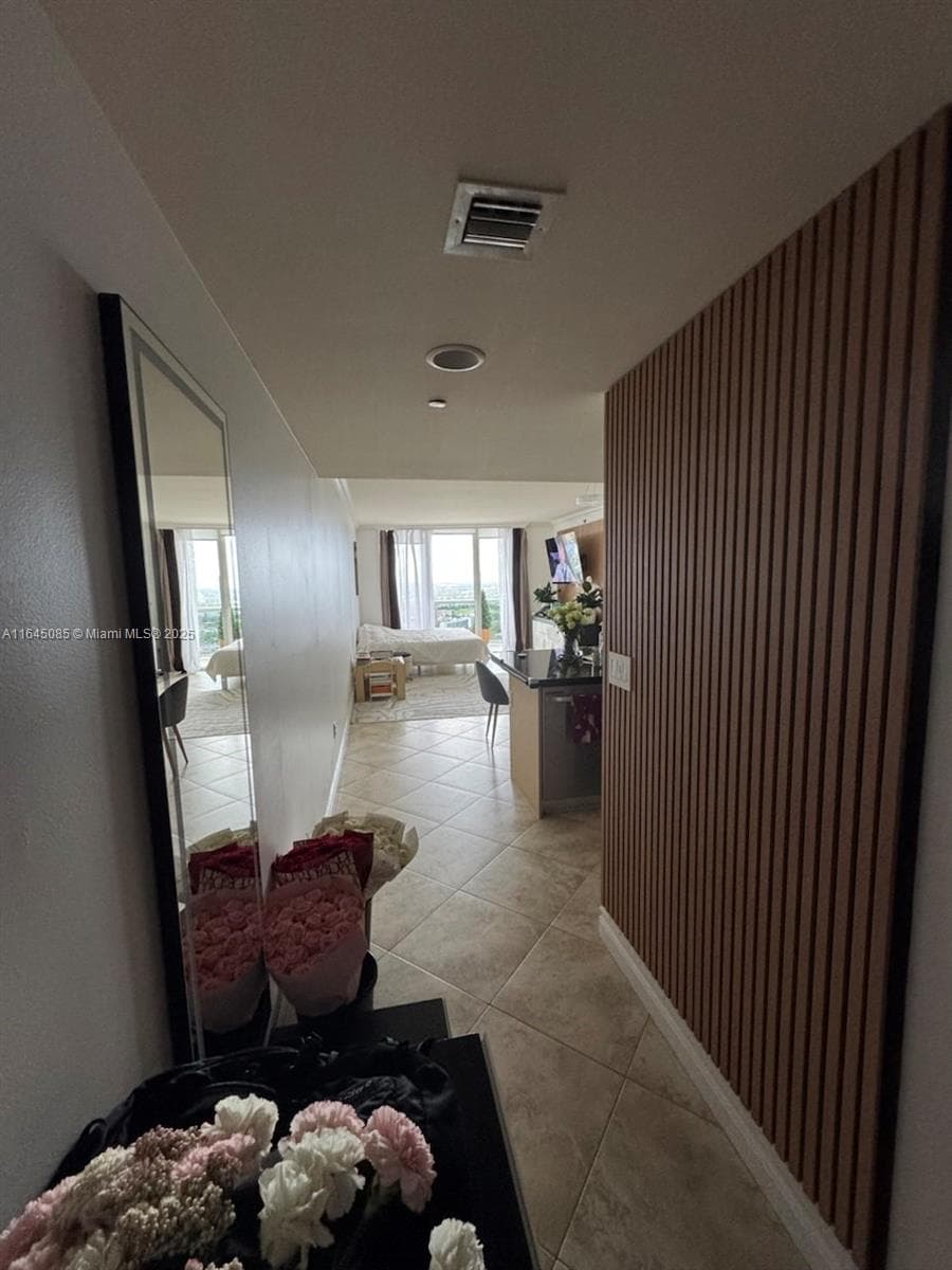 1850 Ocean Dr 3809 photo 23