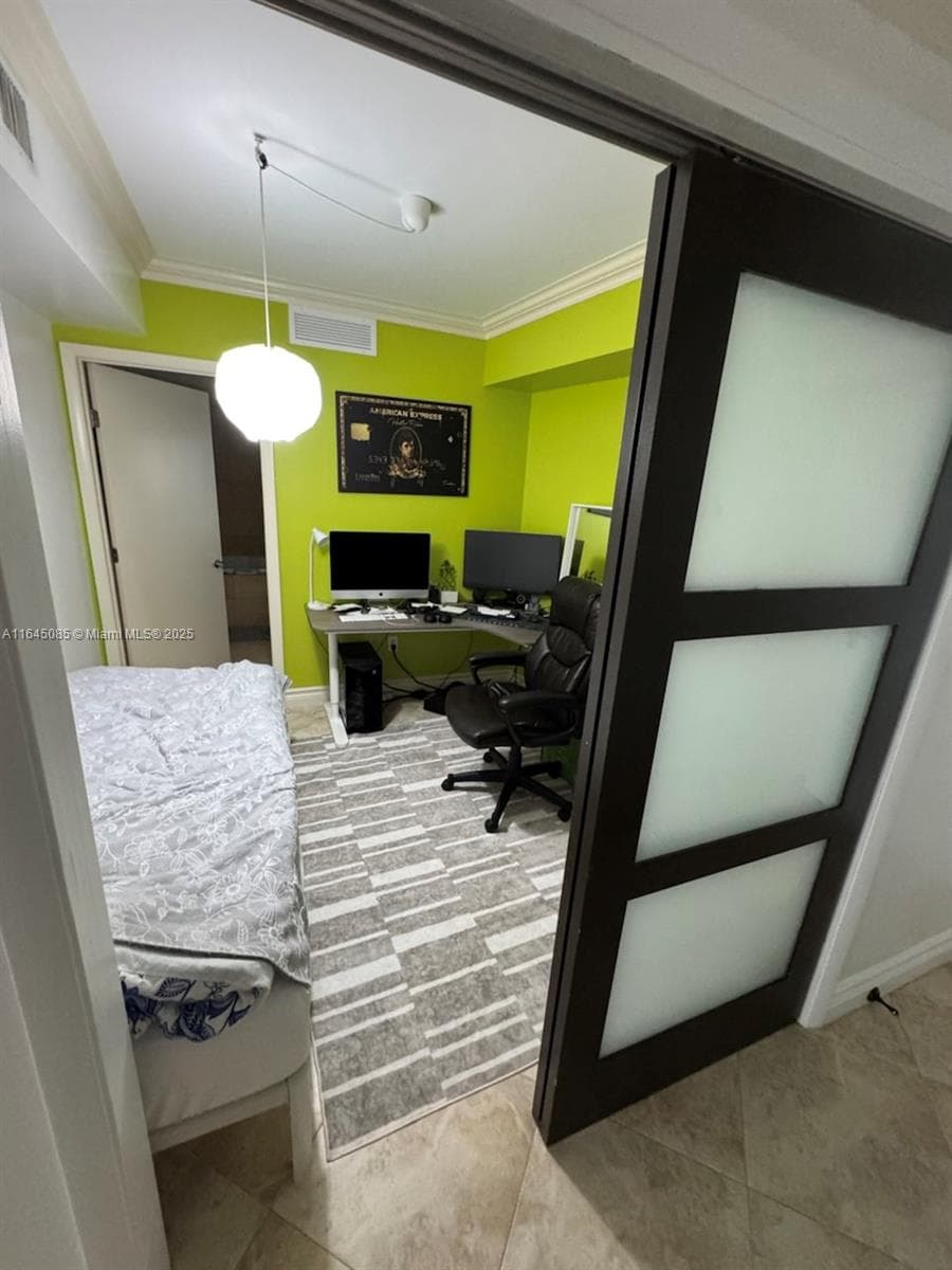 1850 Ocean Dr 3809 photo 22
