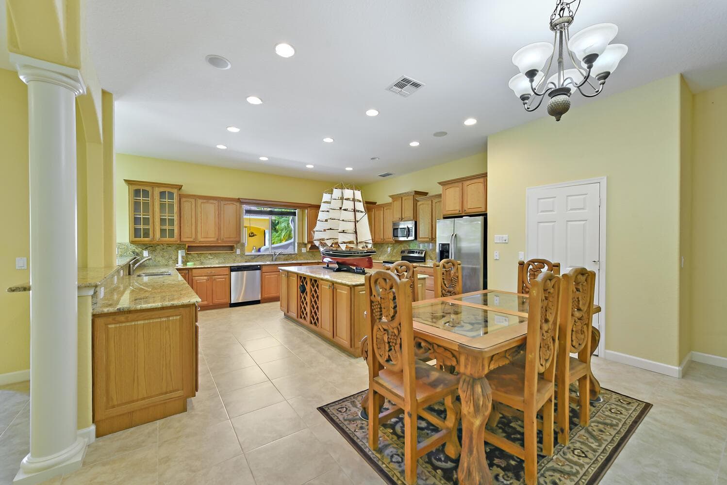 8053 S Indian River Drive 4